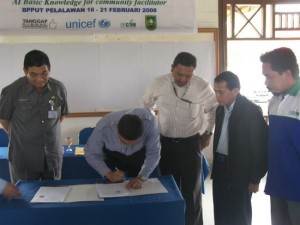 Permalink ke Disnak Riau-CECOM Foundation Tandatangani MOU Program Pemberdayaan Masyarakat