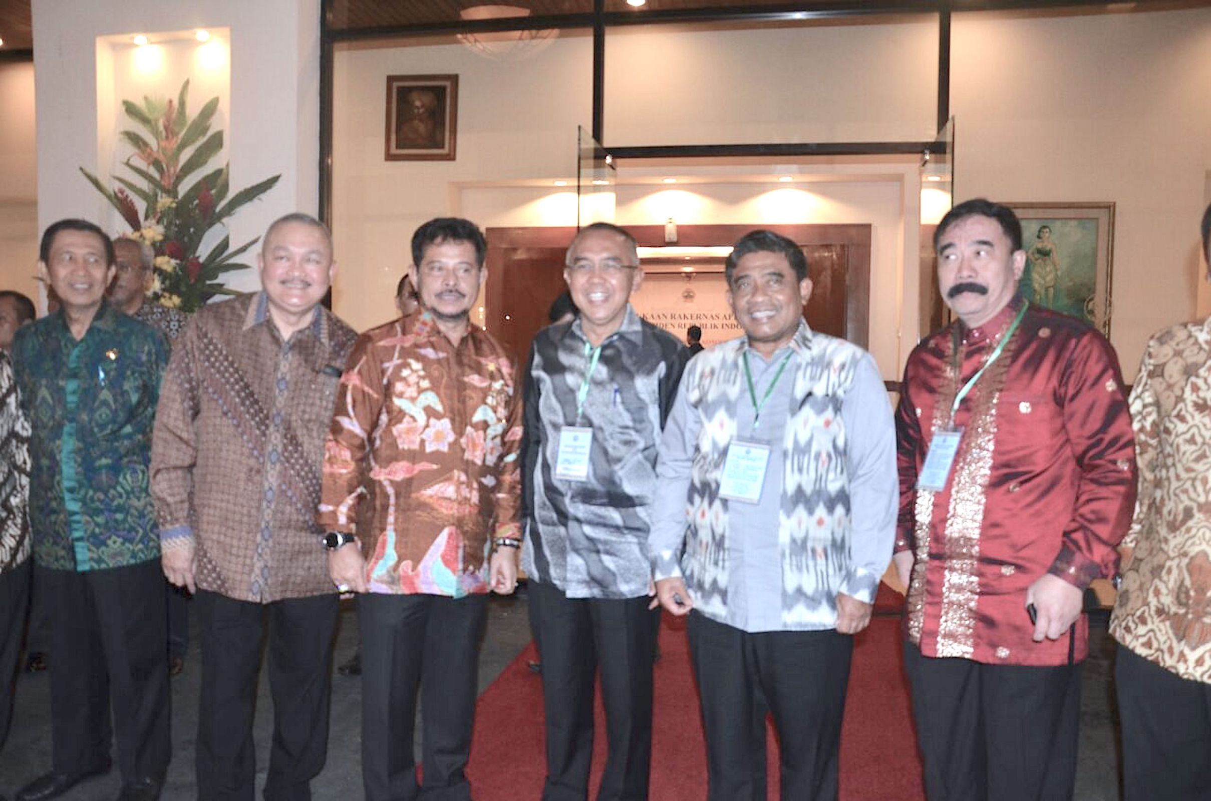 Permalink ke Gubri Menerima Piala WTN 2016 dari Wakil Presiden RI di Istana Wakil Presiden RI Jakarta