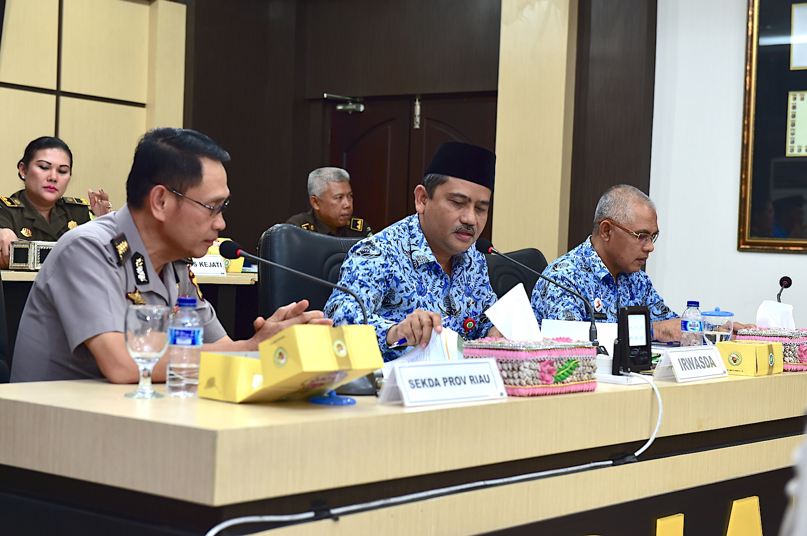 Permalink ke Sekda Prov Riau Hadir pada Video Conference Saber Pungli