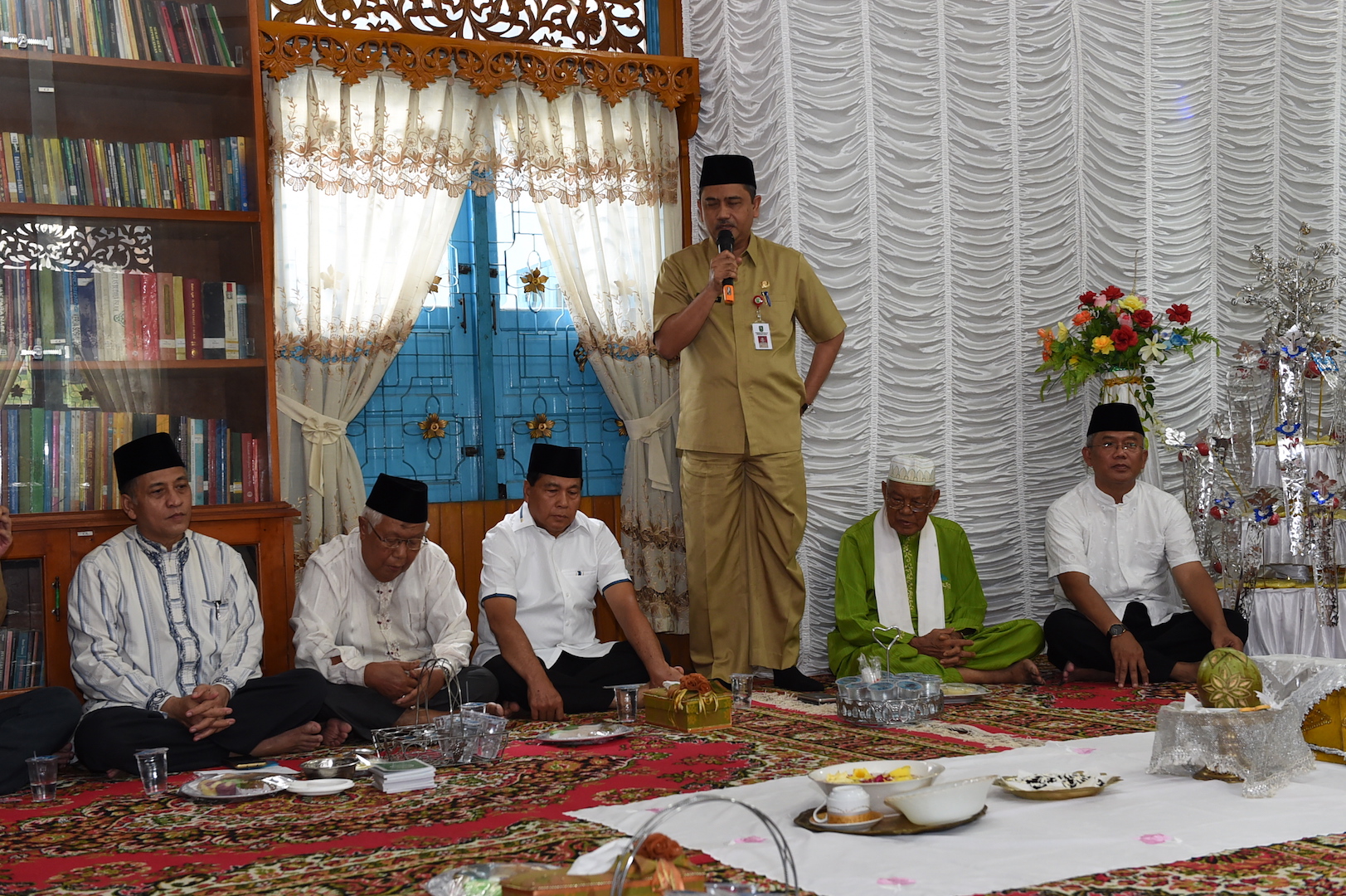 Permalink ke Sekda Prov Riau Doa Mengenang Tahun Wafatnya Alm Tenas Effendi & Syukuran Kelahiran